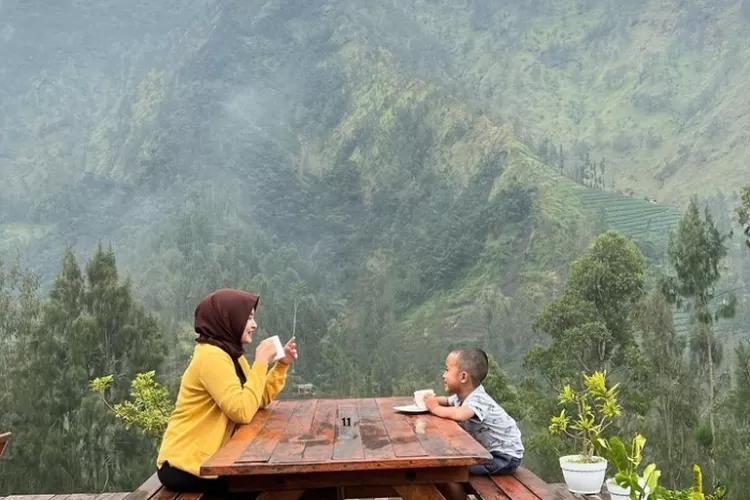 Rahasia Rasa Warung Bromo Indah: Santapan yang Menggugah Selera di Jantung Cilacap